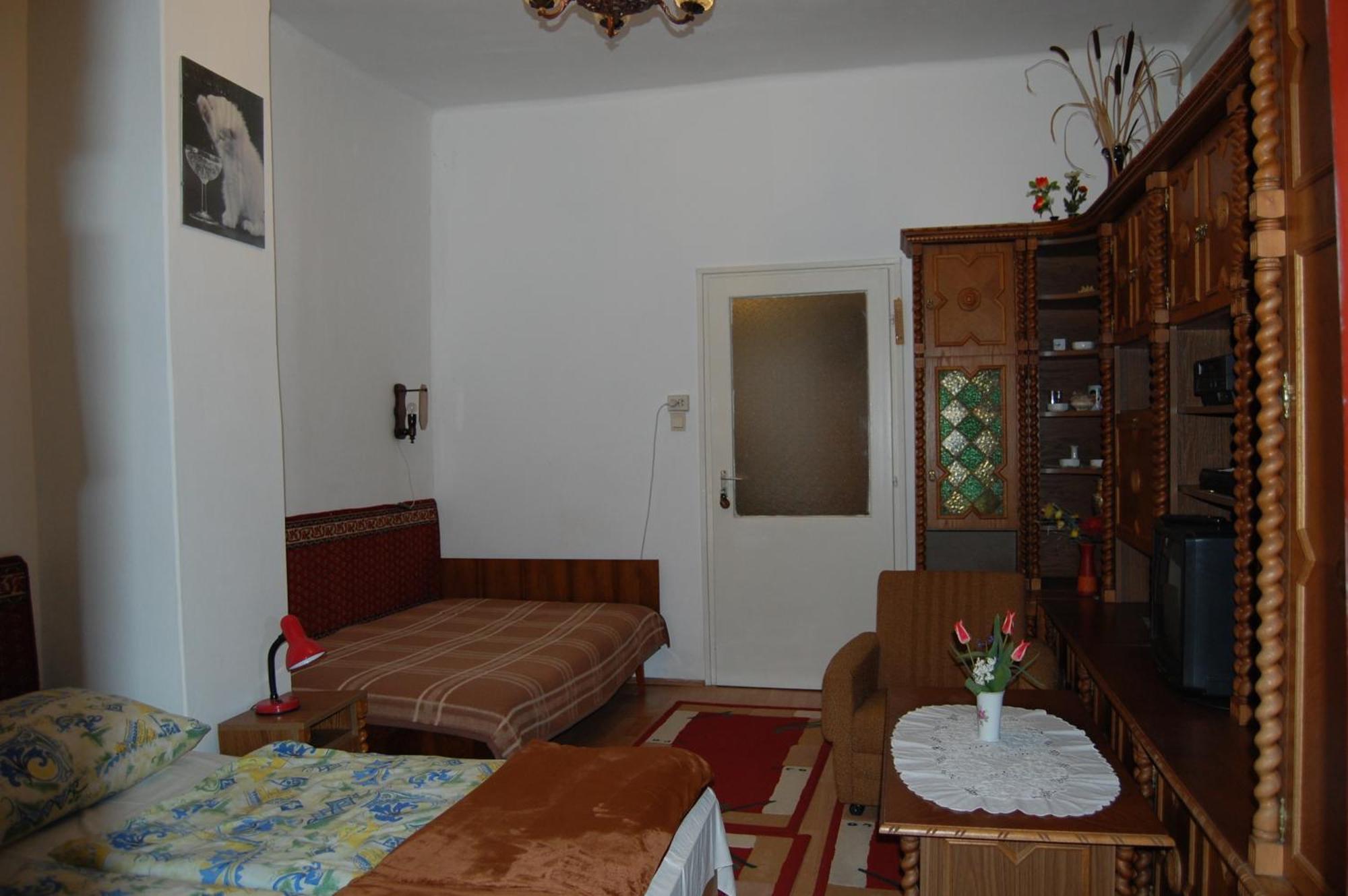 וישגרד Zach Klara Utcai Apartman חדר תמונה